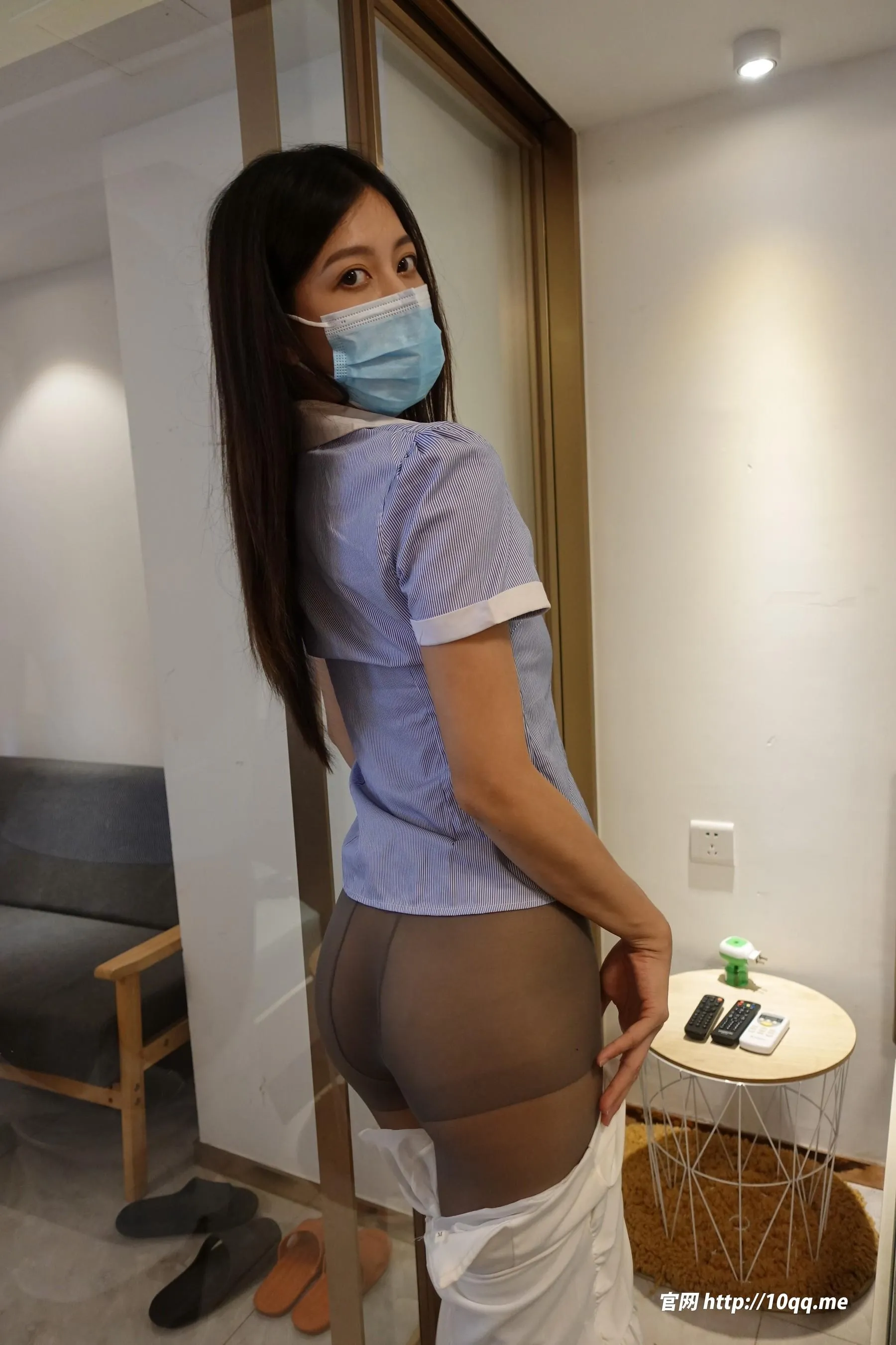 [ROSI口罩系列]2023.06.28 NO.2572 [75P]插图2